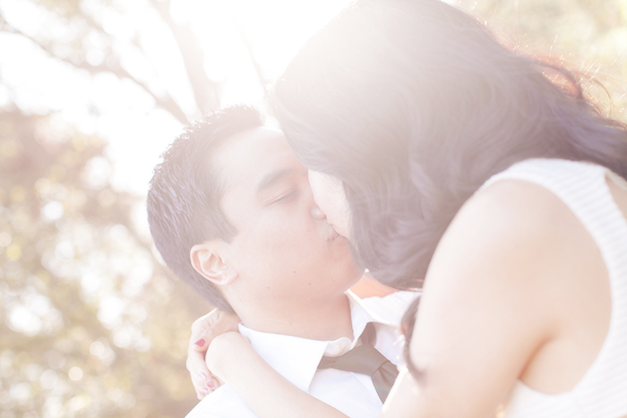 sunflare-engagement-session-natural-light-photographer-fields-laguna-beach-Wilderness-park