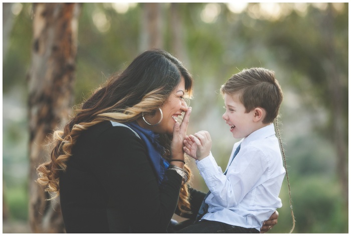 NEMA_photography_wedding_photographer_outdoor_Engagement_couple_sunlight_natural_light