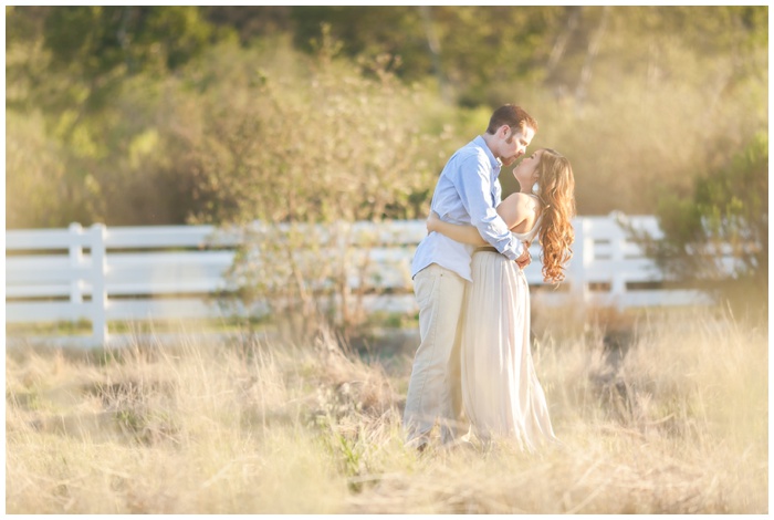 San_Diego_photographers_los-penasquitos-preserve_engagement-session_natural_light_sunflare_golden_hour_0648.jpg