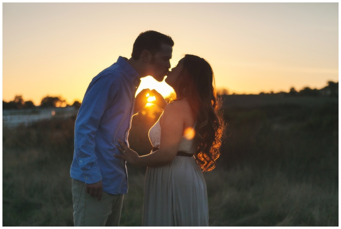 San_Diego_photographers_los-penasquitos-preserve_engagement-session_natural_light_sunflare_golden_hour_0652.jpg