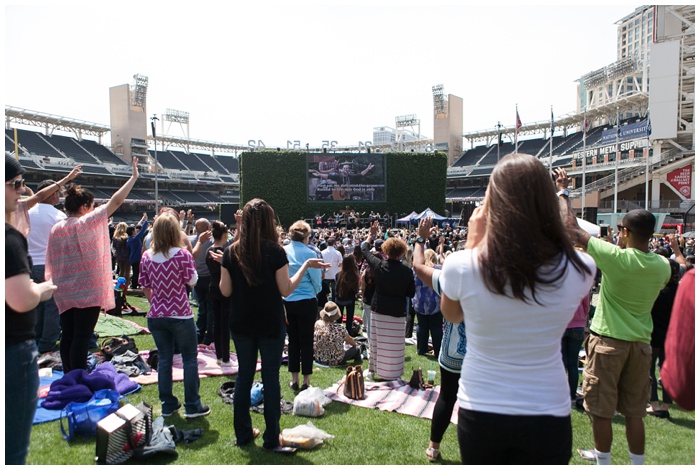 San_Diego_photographers_good_friday_sd_rock_church_petco_park_miles_pastor_miles_point_loma_east_county_church_0716.jpg