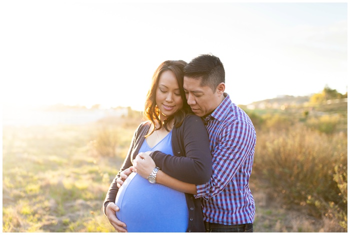 NEMA_Photography_maternity-session-portraits-los-penasquitos-preserve-baby-bump-pregnancy-photos-field-natural-light-nature_3971.jpg