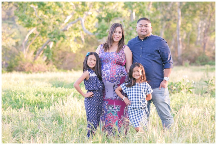 Family-portraits-los-penasquitos-preserve-golden-hour-field-in-san-diego-photographer-children-maternity-pregnancy-siblings-baby-bump_5052.jpg