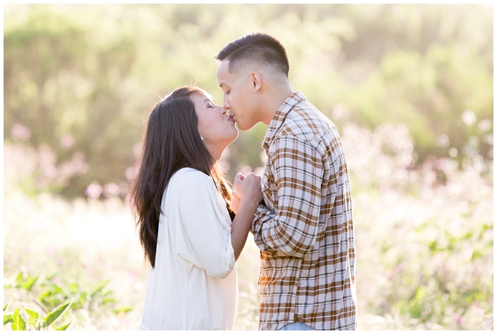 Engagement-session-natural-light-san-diego-photographer-fields-los-penasquitos-canyon-preserve-joy-love-couple-fun-weddings_5136.jpg