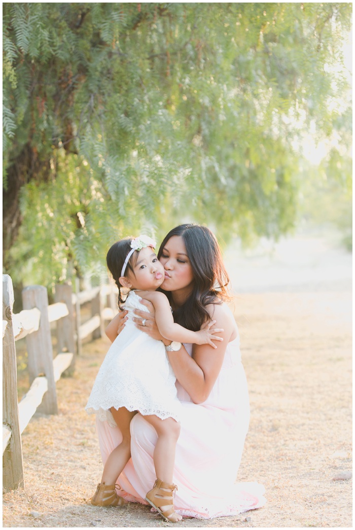 san_diego_family_photographer_portraits_los_penasquitos_canyon_preserve_natural_light_photographer_fields_sunset_golden_hour_north_sd_love_siblings_parents_mommy_daddy_6372.jpg